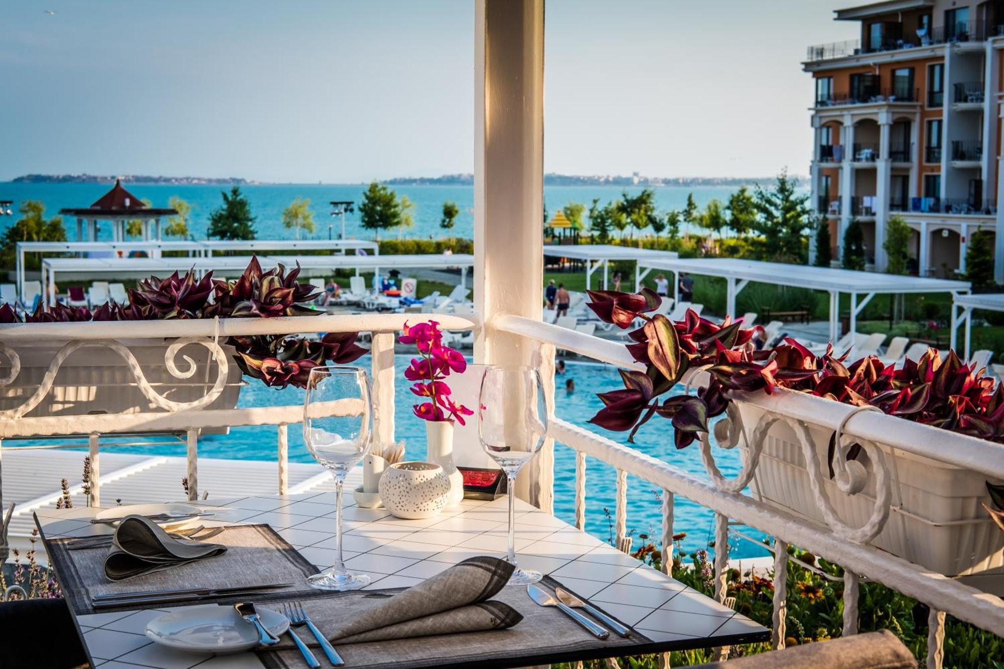 Premier Fort Beach Hotel Sveti Vlas Eksteriør billede
